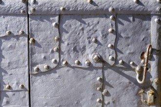 Door with fittings, Veste Coburg, Coburg, Upper Franconia, Franconia, Bavaria, Germany