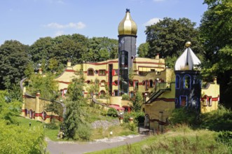 Ronald McDonald House, Grugapark, Essen, Ruhr Area, North Rhine-Westphalia, Germany, Hundertwasser House, McDonald's Kinderhilfe/Ronald-McDonald-Haus, Grugapark, Essen, Ruhrgebiet, Nordrhein-Westfalen...
