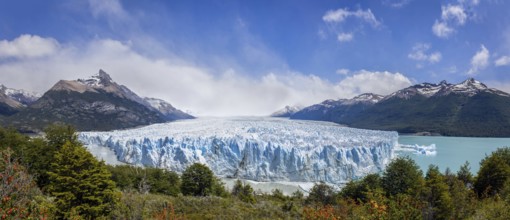 Patagonia, El Calefate Perito Moreno Glacier in Glaciers National park