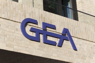 GEA Group AG, logo at the new corporate headquarters, industrial group, Düsseldorf-Derendorf, North