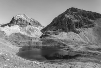 The Rappensee (also Großer Rappensee), a Bavarian high mountain lake at 2047m, behind it