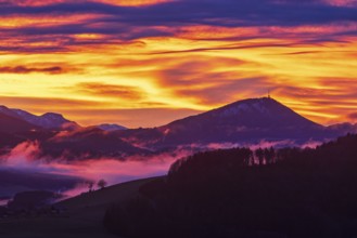 View from Mondseeberg to Gaisberg, sunset, inversion weather, Osterhorn Group, Mondseeland,
