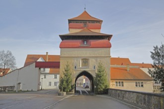Berger Tor built 15th century, city gate, city tower with historic city wall with rampart and city
