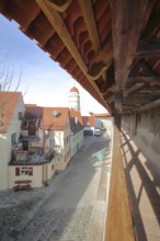 Historic rampart with city wall and Löpsinger Tor, city gate, city tower, city fortification,