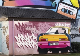 Street art with the film theme Manta Manta on a house façade in the Vorhalle district, Hagen, Ruhr