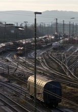 Train formation system with many rails in the Vorhalle district, marshalling yard, freight trains,
