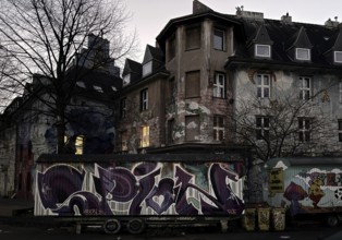 Kiefernstraße, residential street of the left-wing alternative scene with street art and