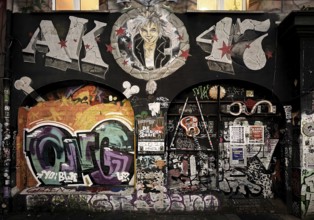 Punk Club AK 47, formerly Cafe Nixda in Kiefernstraße, called Kiefern, the punk club No. 1 in