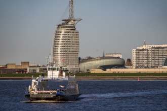 Weser ferry, ferry Nordenham, in the mouth of the Weser, connects Bremerhaven with Nordenham in
