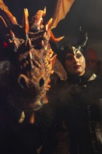 Teufelin, woman with horns with dragon, fog, murmurs, winter, Waldburg Castle, Allgäu,