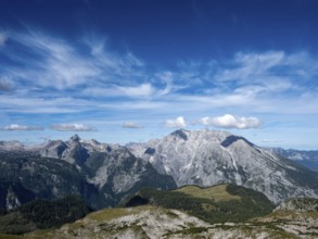 View from Kahlersberg of the Gotzenalm and Watzmann with the east face and the Großer Hundstod on