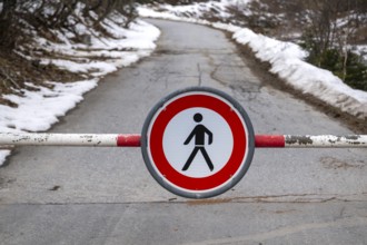 Pedestrian ban board, Goppenstein, Valais, Switzerland
