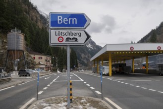 Lötschberg Autoverlad guide, Bern, Goppenstein, Valais, Switzerland