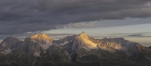 Sunrise on the Mindelheim via ferrata, a mountain range with the three sheep alpine heads up to the
