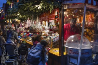 Cotton candy at a candy stand at the Christmas market for children in Nuremberg, Middle Franconia,