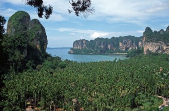 Mountains, sea, view of Railay from the viewpoint, two years in front of the tsunami, Krabi,