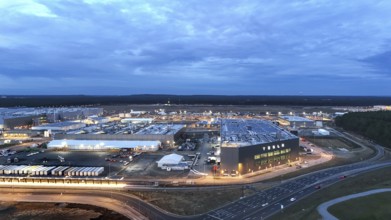 Tesla Gigafactory at the blue hour, Grünheide, 19.12.2025, Grünheide, Brandenburg, Germany