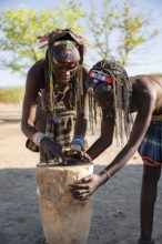 Traditional dance, brightly decorated woman of the Hakaona tribe, also Havakona or Hakawona, at