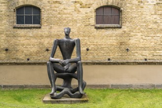 Large Seated Sculpture by Karl Hartung, Gottorf Castle Museum Island Sculpture Park, City of