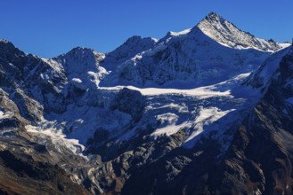 Snow-capped peak of Mount Zinalrothorn, Val d'Anniviers, Valais Alps, Canton of Valais, Switzerland