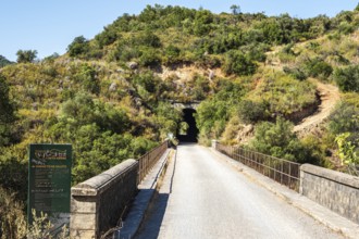 Bridge Viaducto de Gillete, cycle path Via Verde de la Sierra, Puerto Serrano to Olvera, old