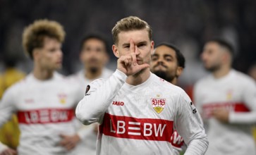 Goal celebration Maximilian Mittelstädt VfB Stuttgart (07) Europa League, MHPArena, MHP Arena