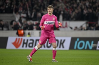 Goalkeeper Alexander Nübel VfB Stuttgart (33) Goal celebration Europa League, MHPArena, MHP Arena