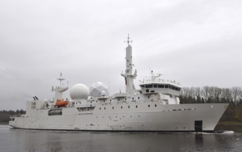 Reconnaissance ship, interception ship, naval vessel, FS Dupuy de Lome in the Kiel Canal, NOK, Kiel