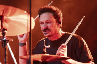 Labros G., drummer from 1000mods, live at Huxleys Neue Welt in Berlin on 03.12.2025