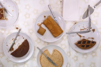 Various gingerbread cakes, Birnenweggen, Linzertorte, Zug, Switzerland