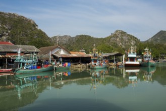 Fishing village and harbor, south of Hua Hin, Sam Roi Yot, Prachuap Khiri Khan, Central Thailand,