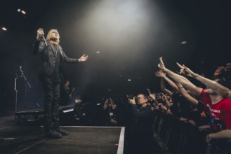 Singer Adam Gontier from Three Days Grace live on tour 25 at Berlin's Tempodrom on 19.11.2025
