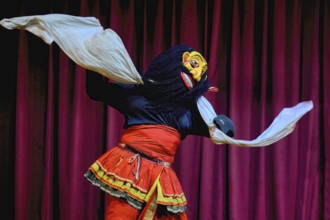 Kandi Lake Club Cultural Dance Show, Kandy, Sri Lanka