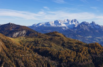 Alpbichlalm with Dachstein massif, autumn, Osterhorn Group, Salzkammergut, Province of Salzburg,