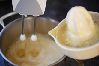 Swabian cuisine, preparation mass for oven slippery, sweet main course or dessert, dessert, typical