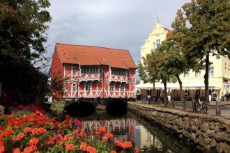 Vaulted, heritage-protected half-timbered house in Runde Grube 4 in the Hanseatic City of Wismar,