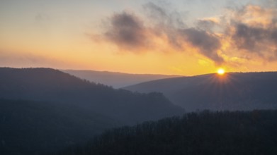 Sunrise, sun rising over hills, Thayatal National Park, Lower Austria, Austria