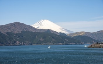 View of Lake Ashi with Mount Fuji volcano, Benten-no-hana Tenbodai viewpoint, Hakone Park, Hakone,