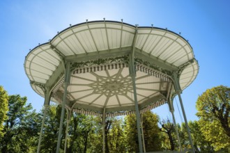 Vichy, listed as World Heritage by UNESCO. Park bandstand. Source Park. Allier. Auvergne Rhone