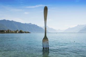 La Fourchette, the fork, sculpture by Jean-Pierre Zaugg, Vevey, Lake Geneva, Lac Léman, Canton of
