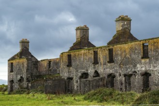 Ruins of the coastguard station at Ballinskelligs, Iveragh Peninsula, County Kerry, Ireland