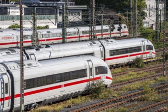 ICE trains on the railway line, north of Düsseldorf main station, North Rhine-Westphalia, Germany