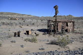 Ruinen der ehemaligen Diamantenstadt Pomona in der Wüste, Diamentensperrgebiet, bei Lüderitz,