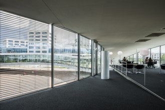 Interior view, Rolex Learning Centre, École polytechnique fédérale de Lausanne, EPFL, Lausanne,