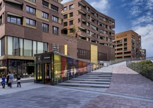 Westfield, access to the bicycle car park and the architecture at the new Hamburg shopping centre,