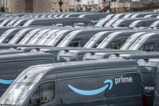 New delivery vehicles for the online mail order company Amazon Prime, with electric drive, are