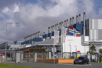 The Google Datacenter, data centre in Eemshaven, on over 44 hectares, is being expanded, powered by