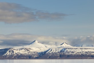 Mountain range, snow, sea, Spitsbergen, Svalbard