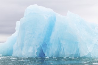 Iceberg, blue glacier ice, Smeerenburgbreen, Scandinavia, Spitsbergen