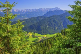 View from the Laber to Ettal and the Wetterstein mountains with the Zugspitze 2962m, Oberammergau,